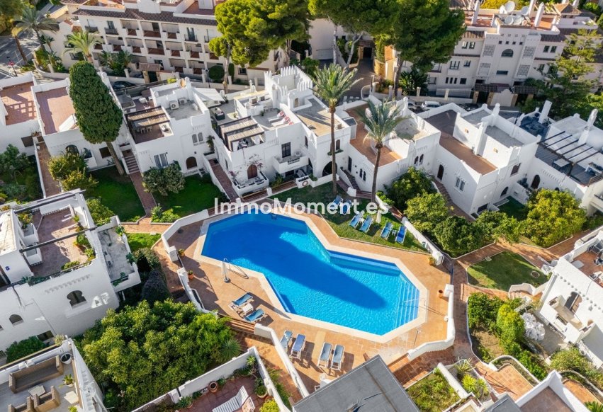 Resale - Villa - Marbella - Nueva Andalucía