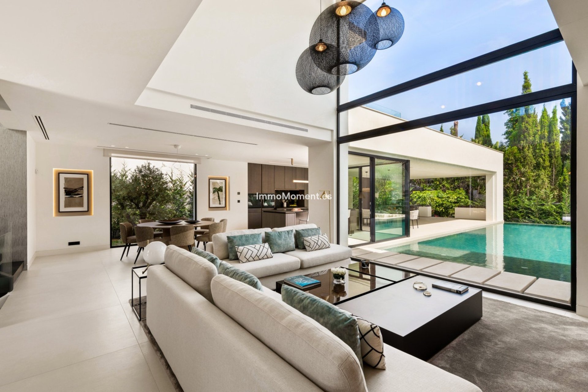 Resale - Villa - Marbella - Nueva Andalucía