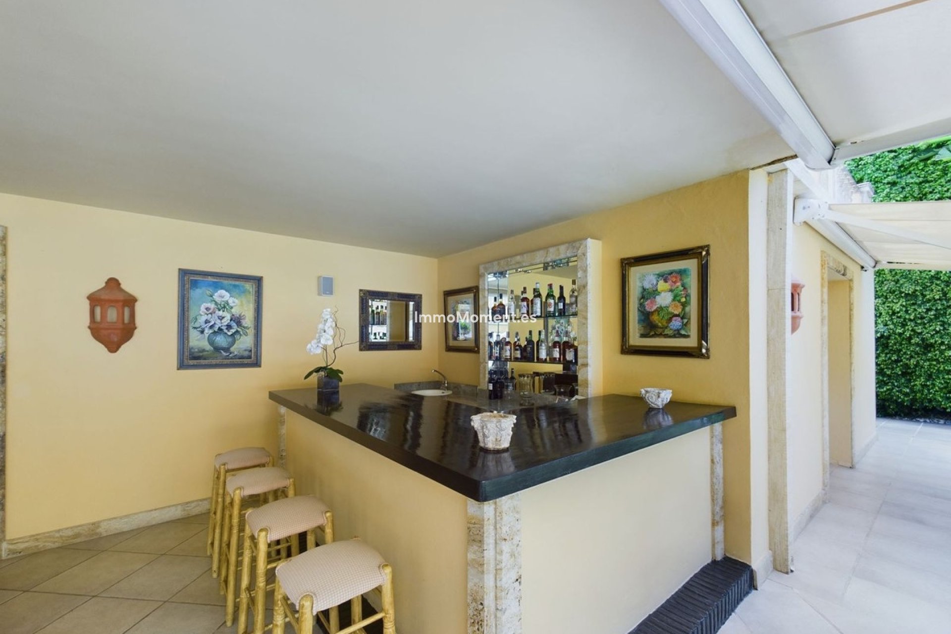 Resale - Villa - Marbella - Nueva Andalucía