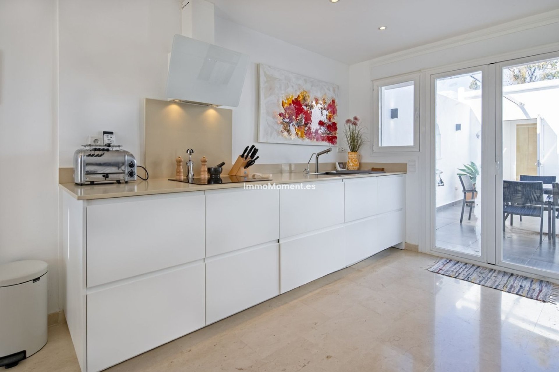 Resale - Villa - Marbella - Nueva Andalucía