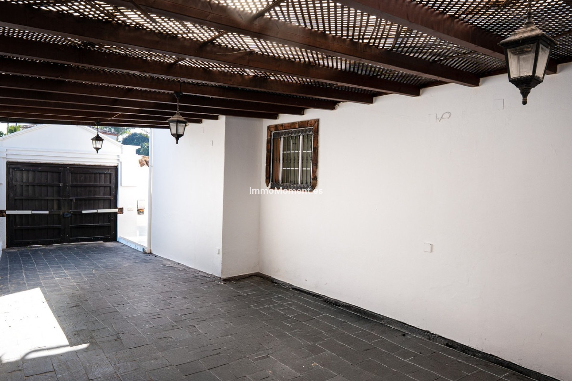 Resale - Villa - Marbella - Nueva Andalucía