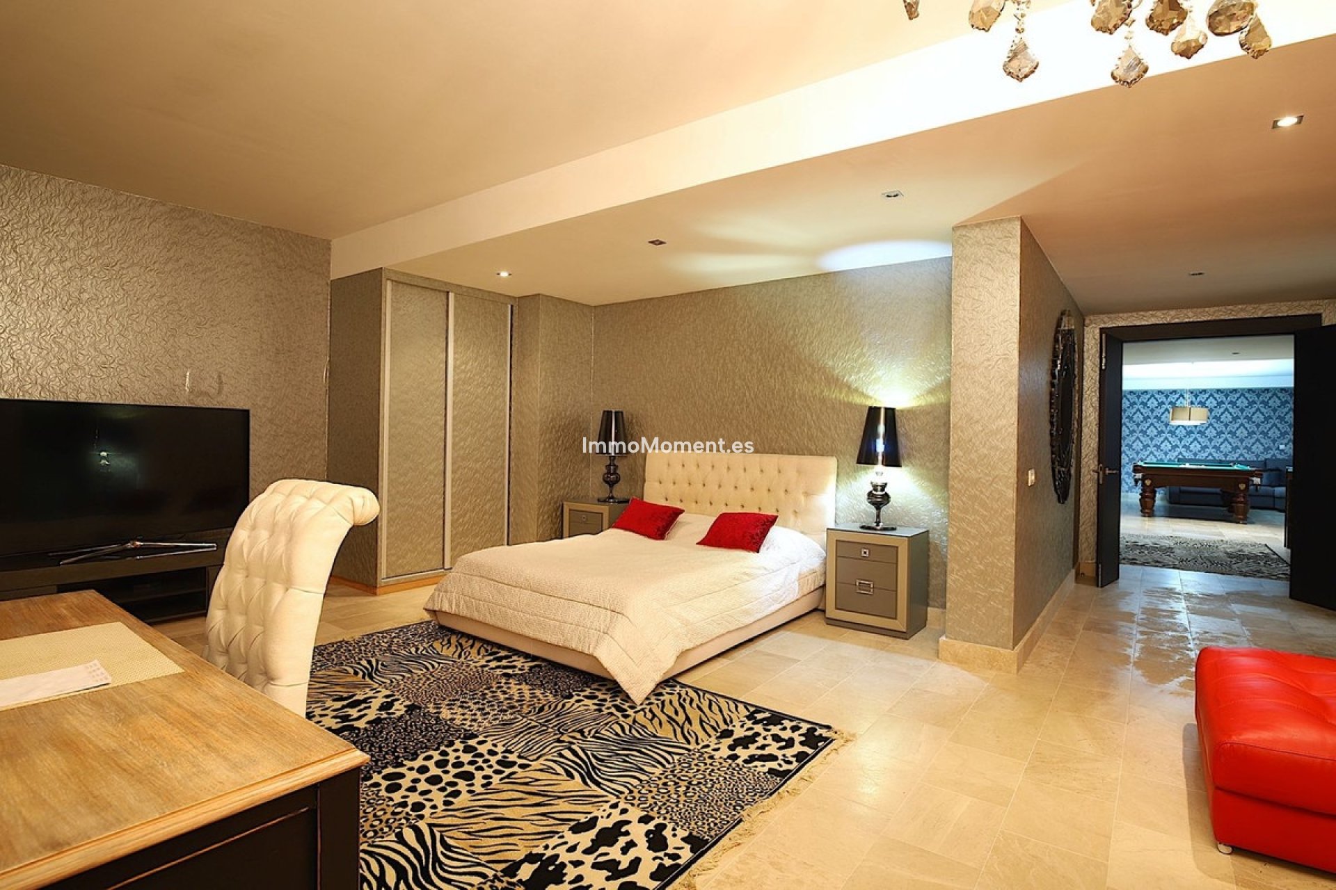 Resale - Villa - Marbella - Nueva Andalucía