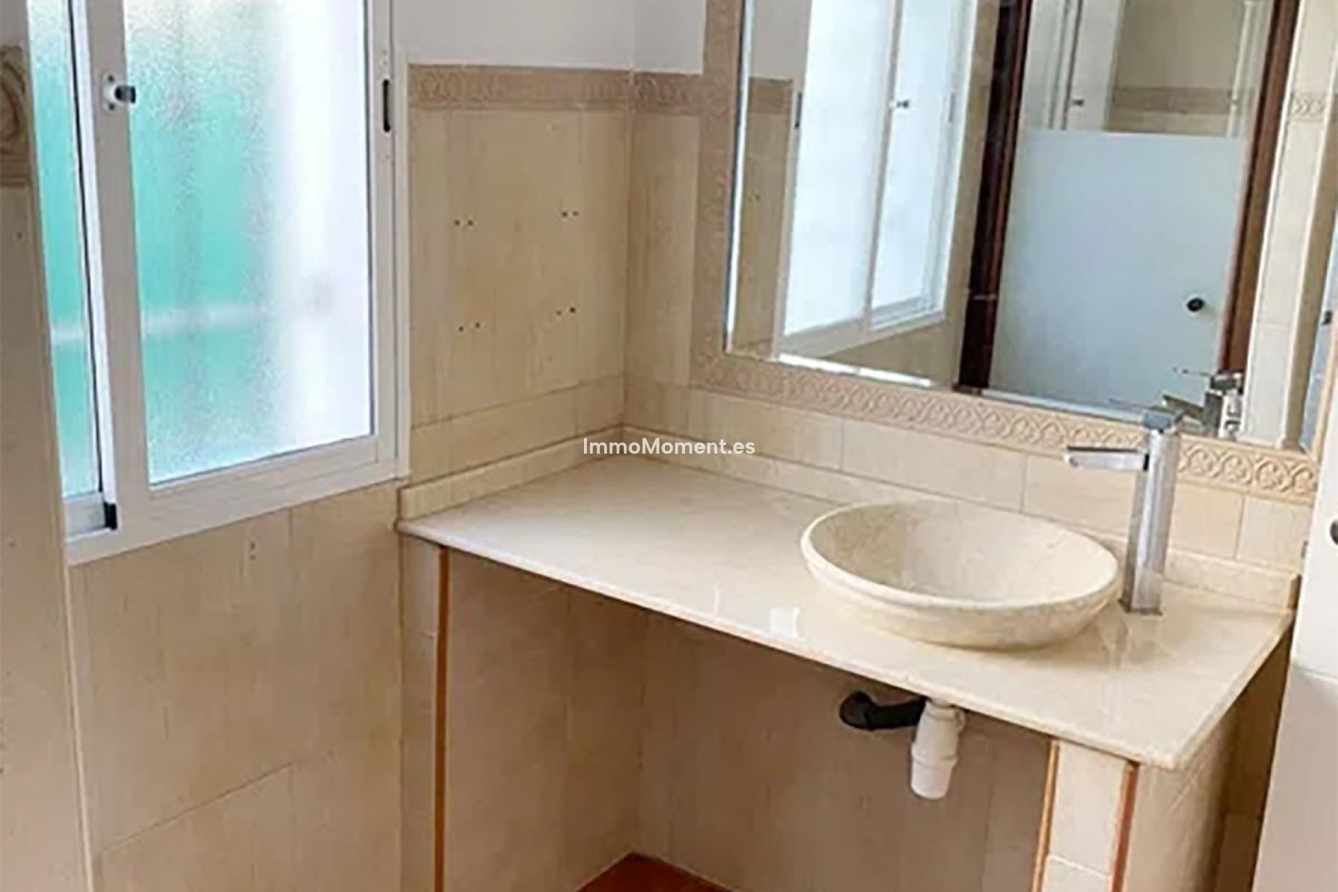 Resale - Villa - Marbella - Nueva Andalucía