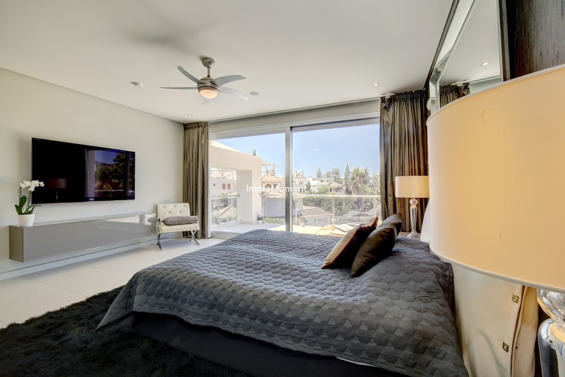 Resale - Villa - Marbella - Nueva Andalucía