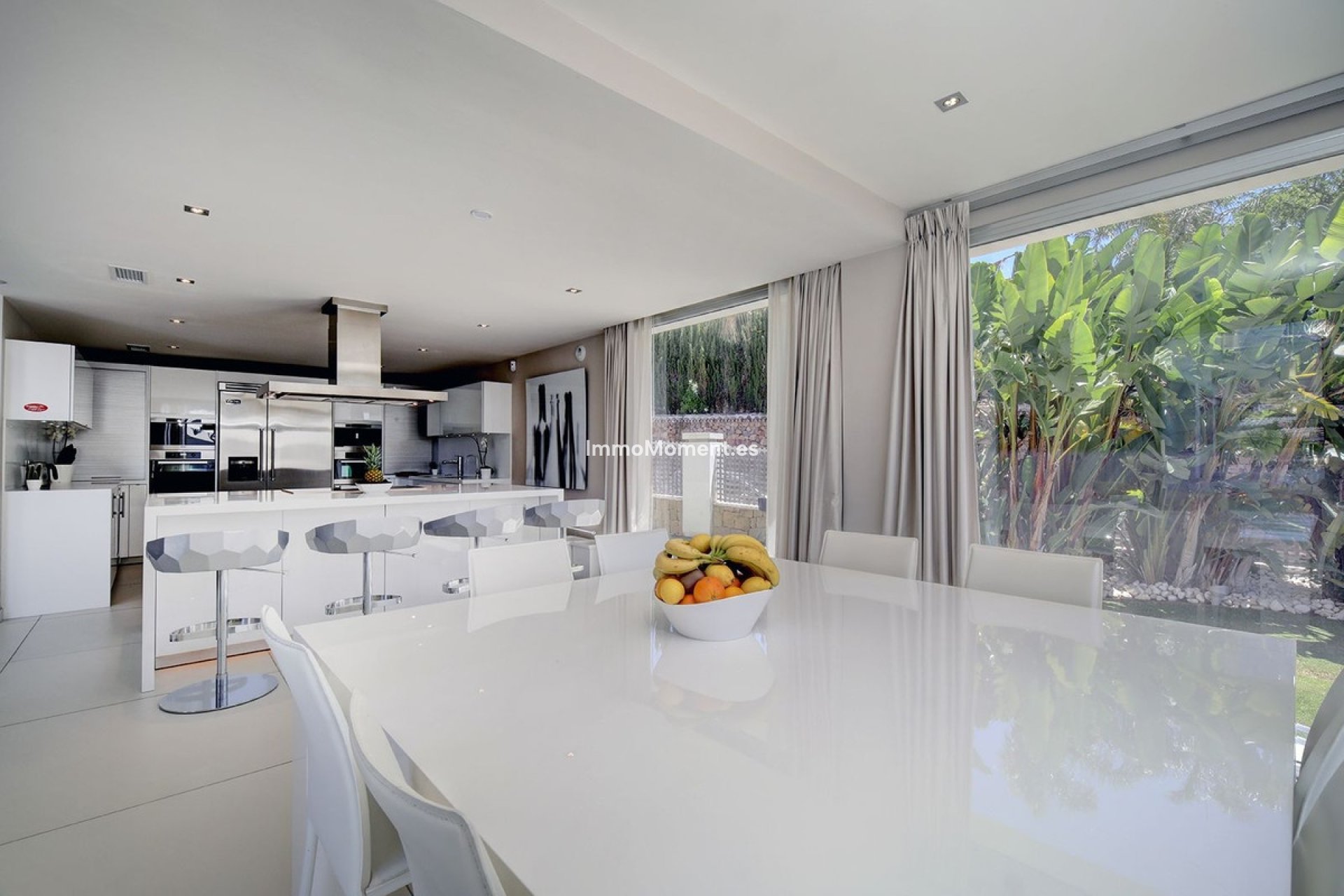 Resale - Villa - Marbella - Nueva Andalucía