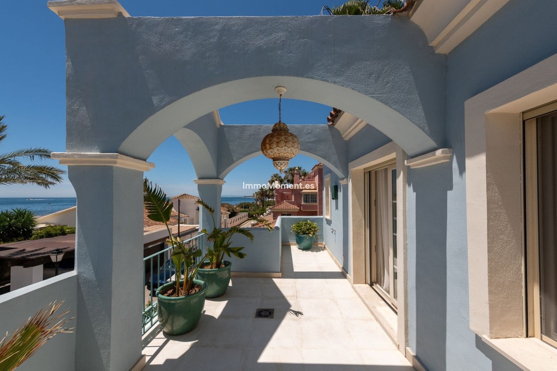 Resale - Villa - Marbella - Puerto Banús