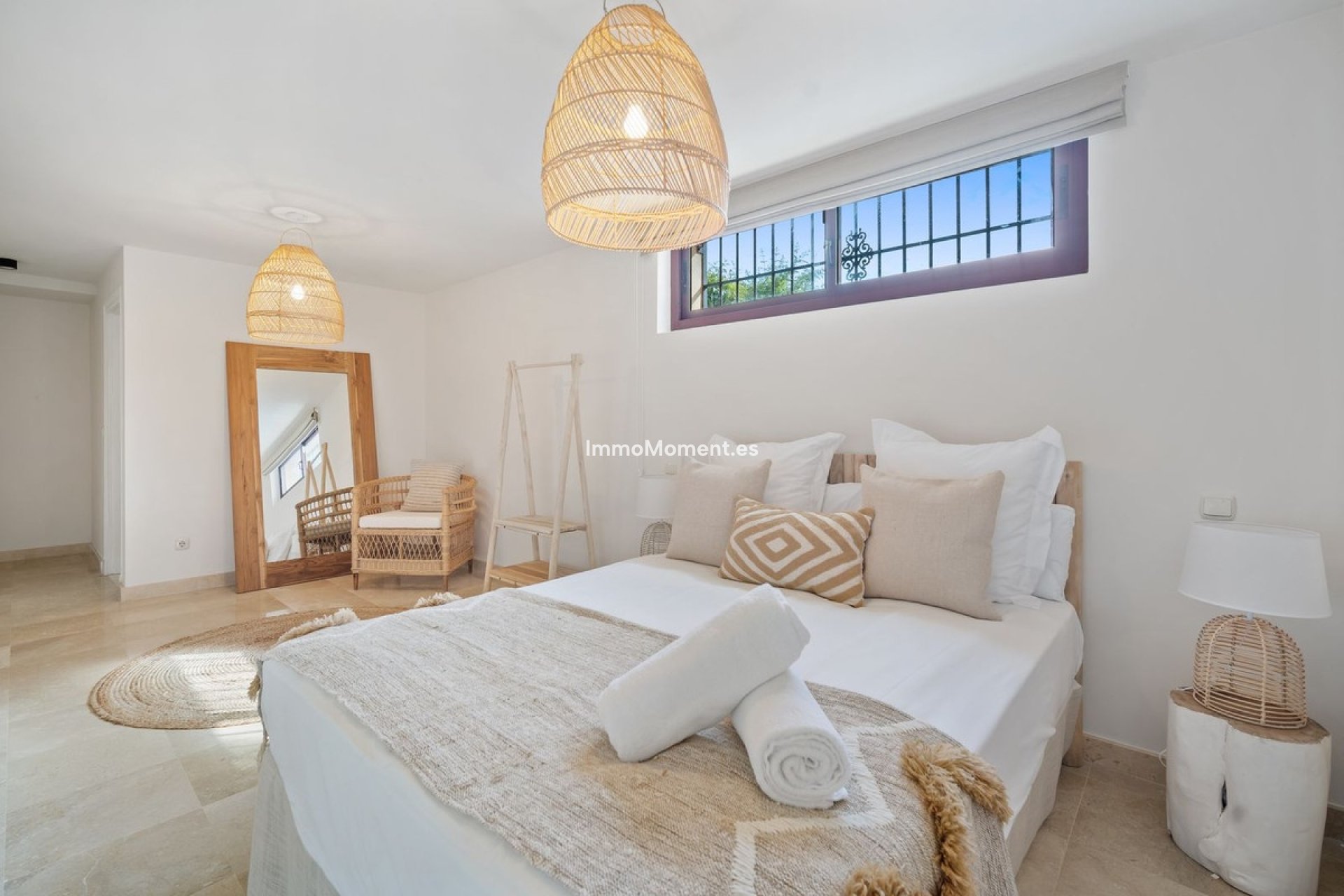 Resale - Villa - Marbella - Puerto Banús