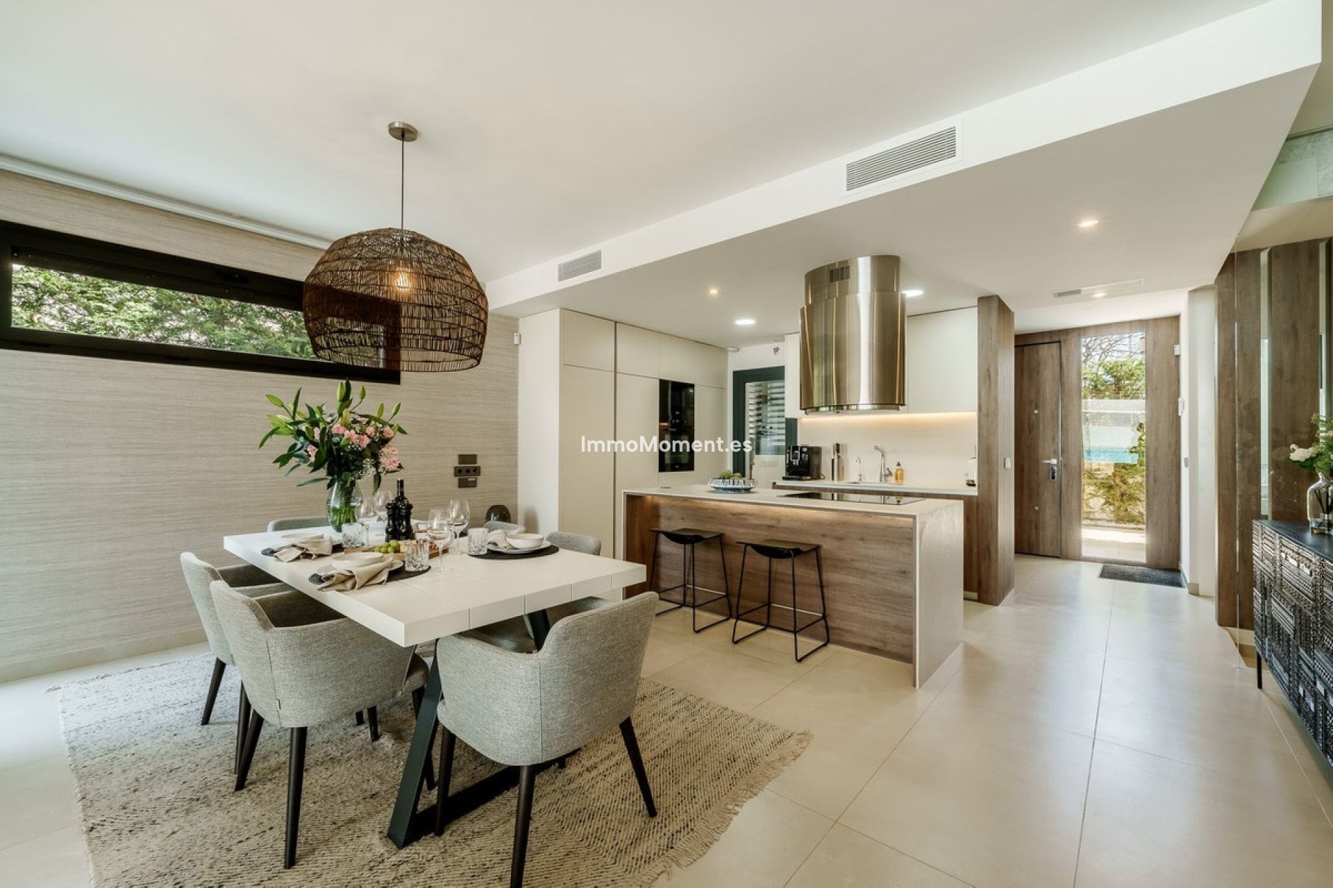 Resale - Villa - Marbella - Puerto Banús