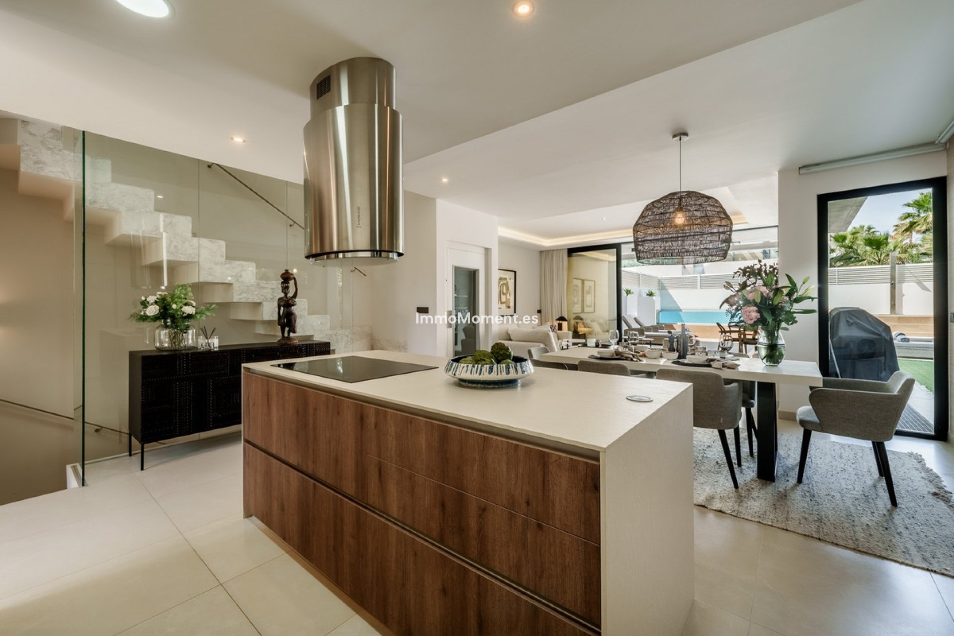 Resale - Villa - Marbella - Puerto Banús