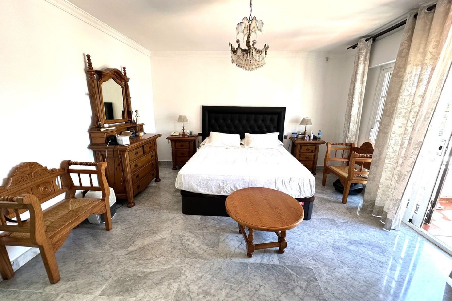 Resale - Villa - Marbella - San Pedro de Alcántara