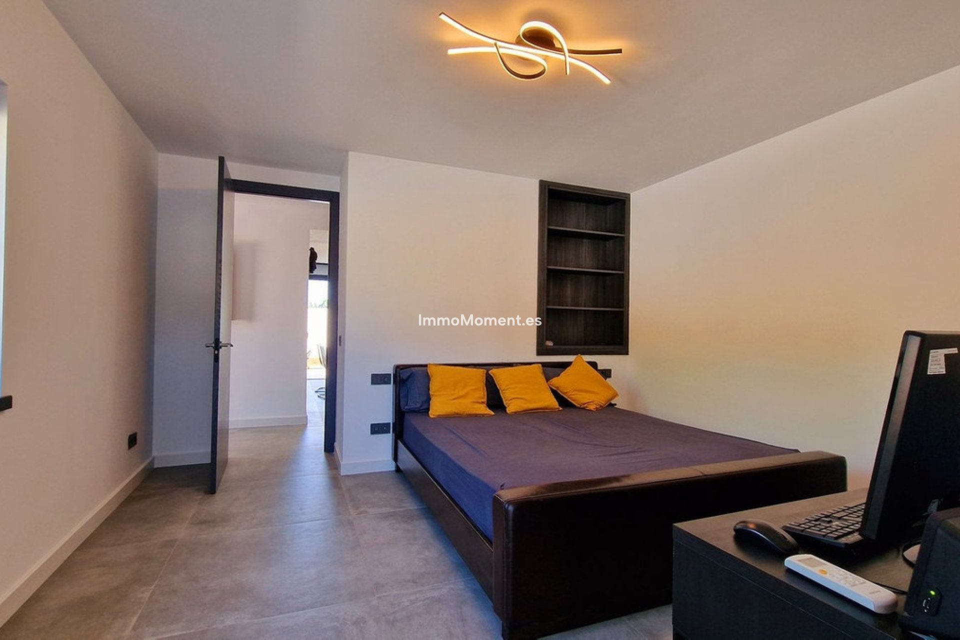 Resale - Villa - Marbella - San Pedro de Alcántara