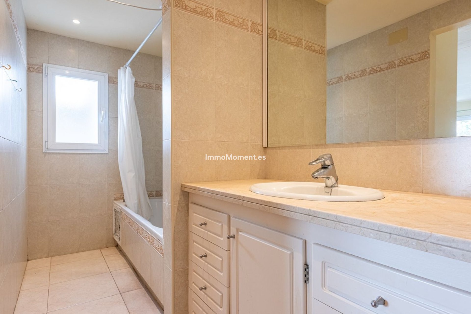 Resale - Villa - Marbella - San Pedro de Alcántara