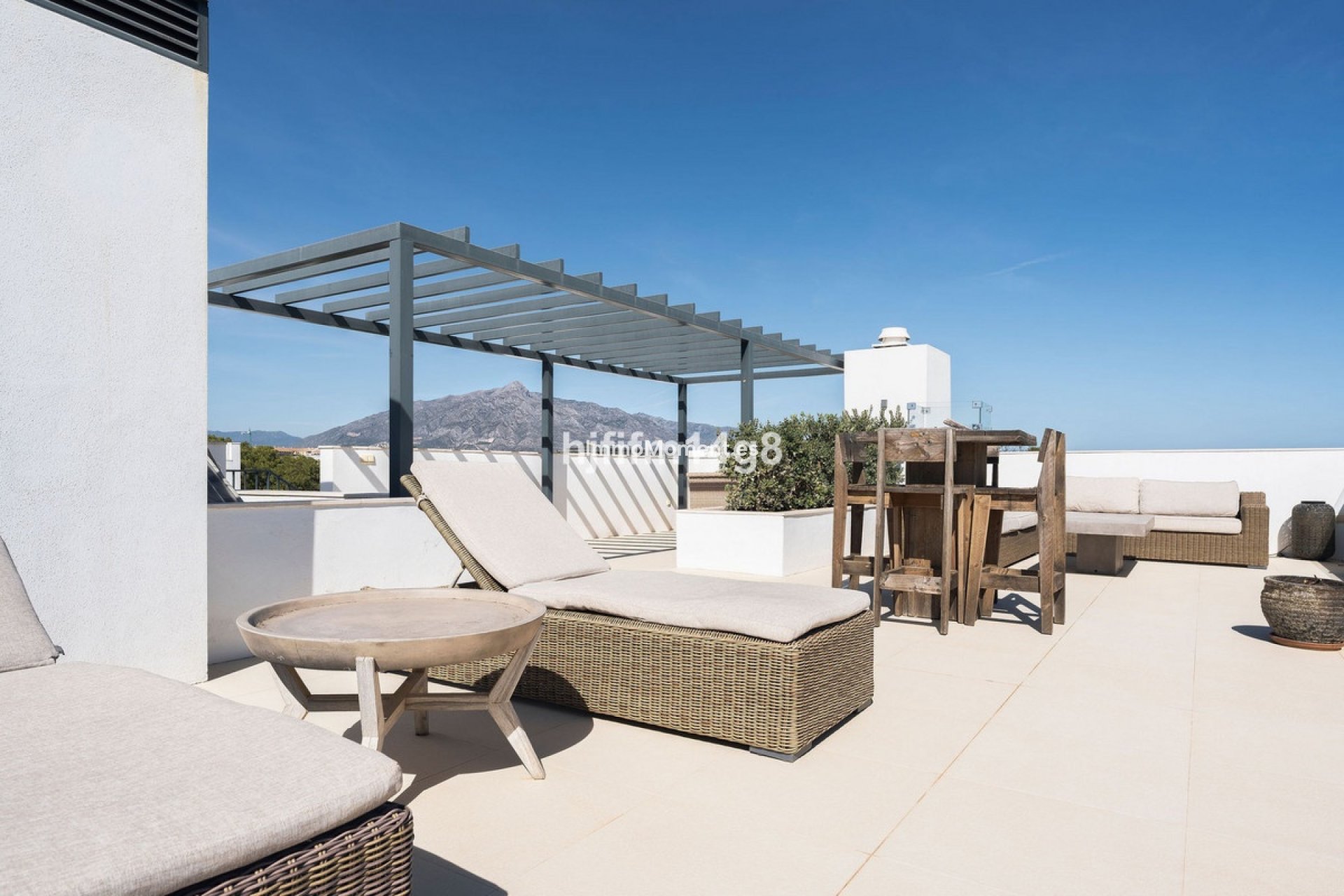 Resale - Villa - Marbella - San Pedro de Alcántara