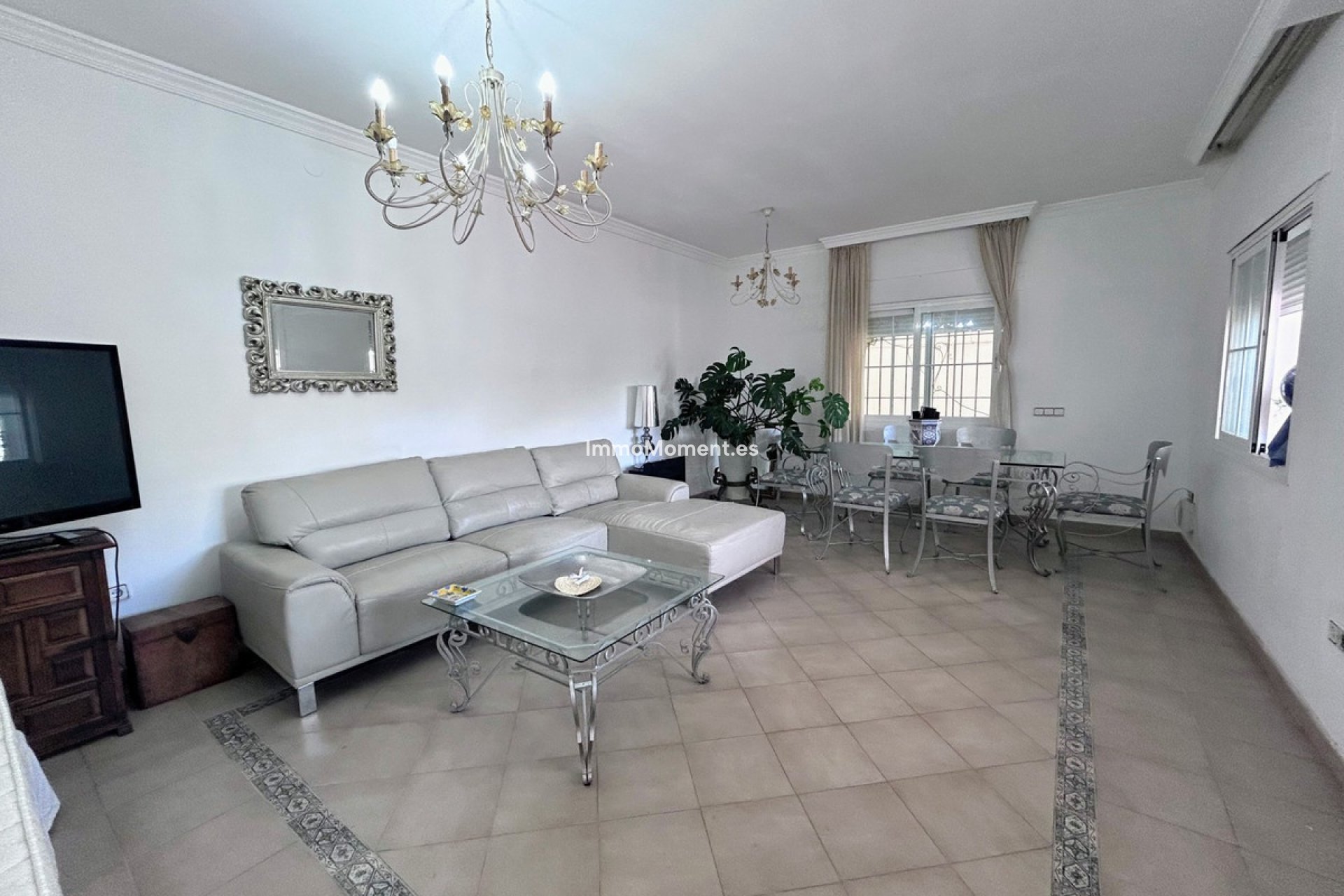 Resale - Villa - Marbella - San Pedro de Alcántara