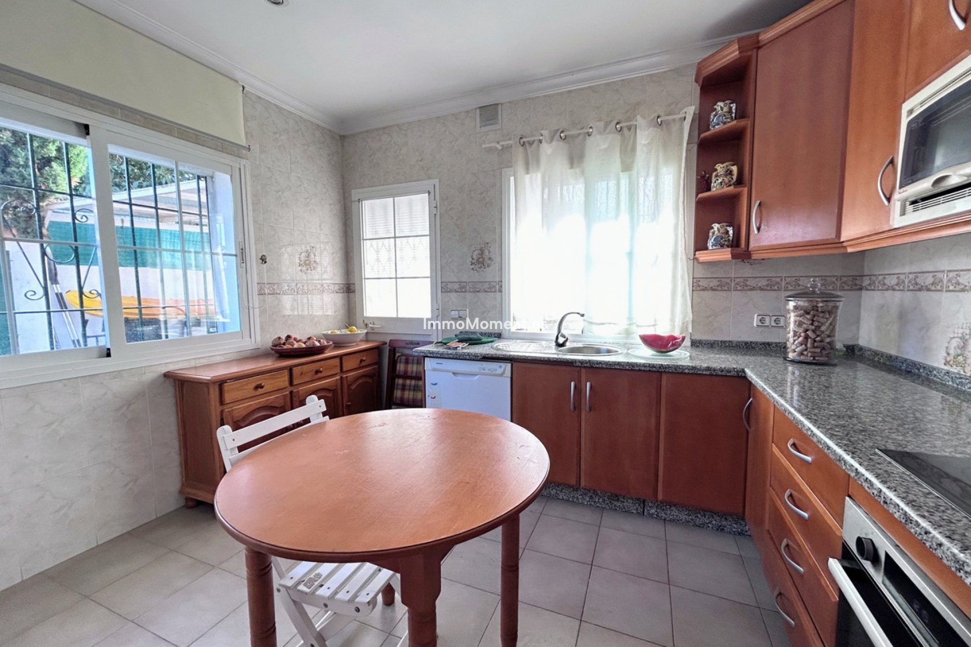 Resale - Villa - Marbella - San Pedro de Alcántara