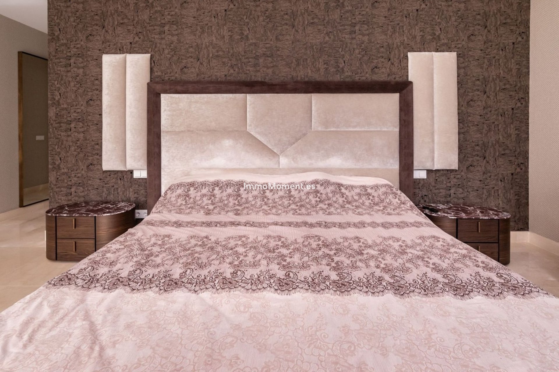 Resale - Villa - Marbella - San Pedro de Alcántara