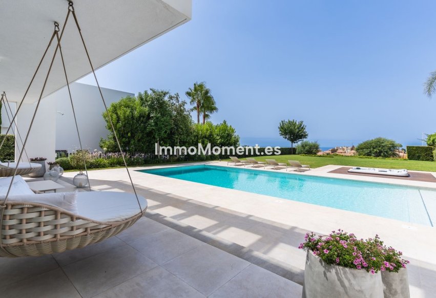 Resale - Villa - Marbella - Santa Clara