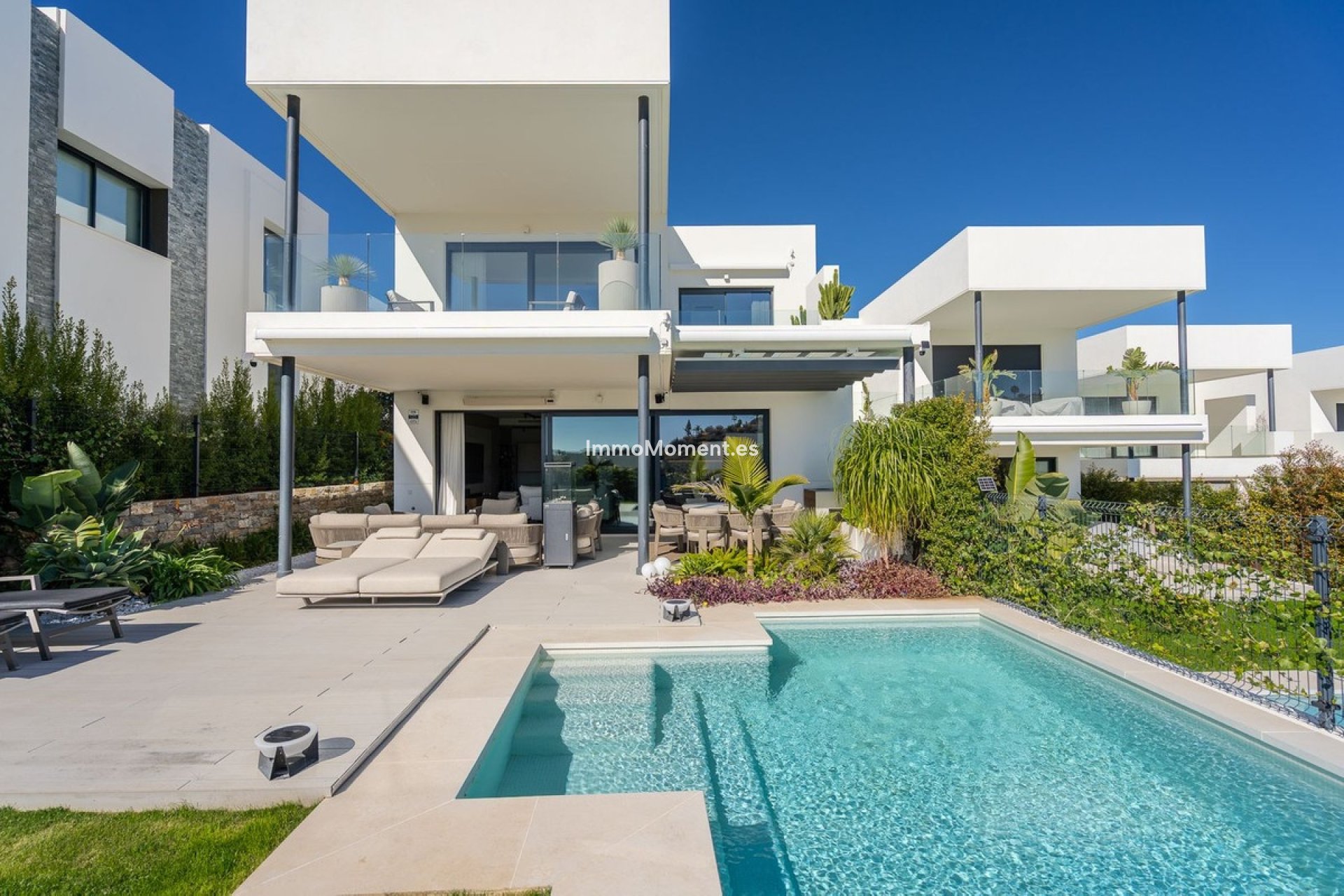 Resale - Villa - Marbella - Santa Clara