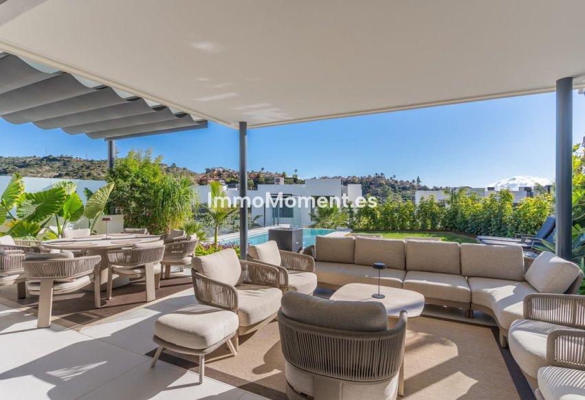 Resale - Villa - Marbella - Santa Clara