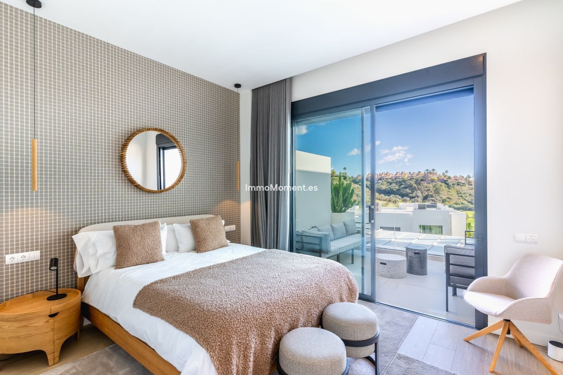 Resale - Villa - Marbella - Santa Clara