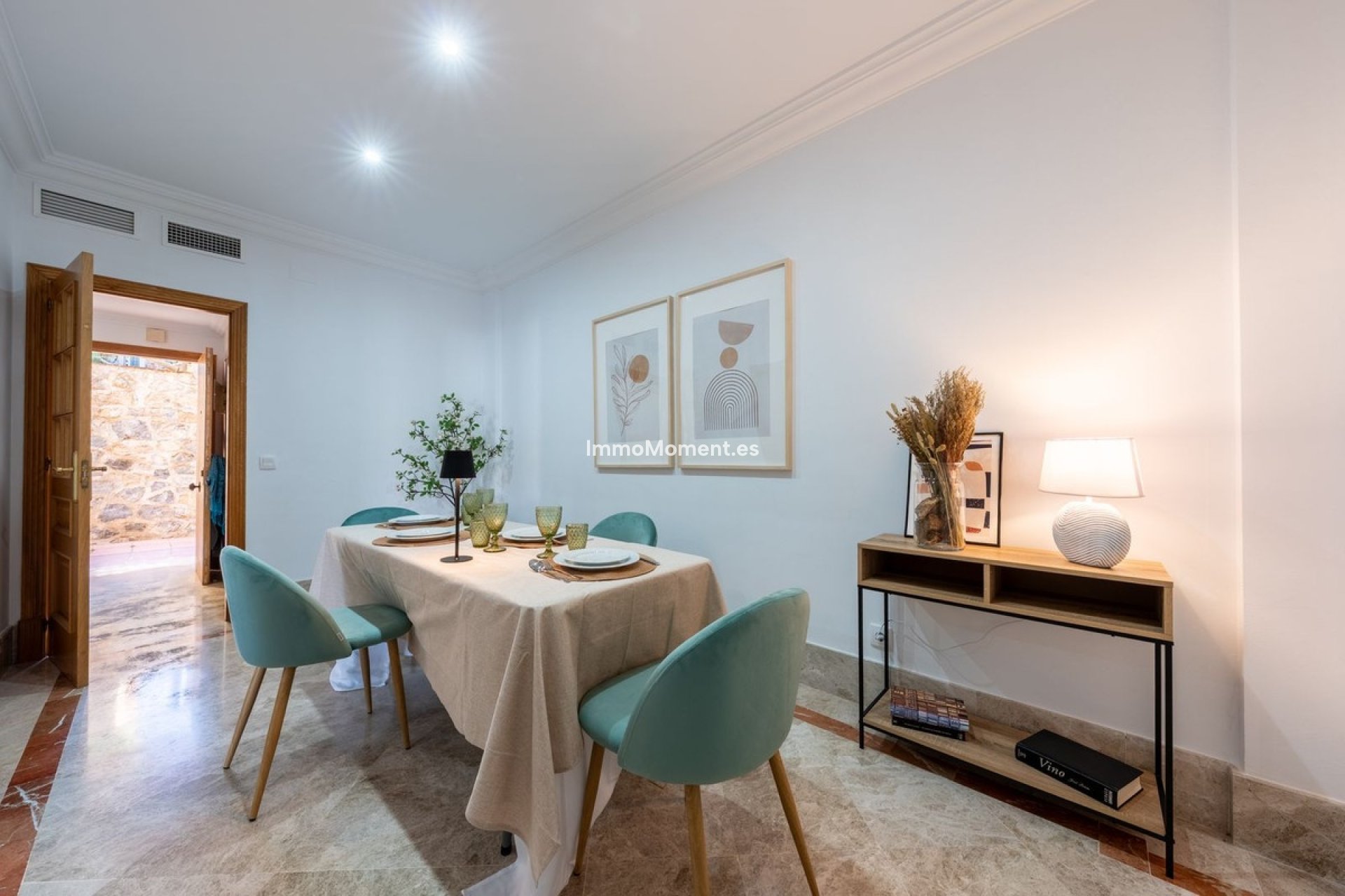 Resale - Villa - Marbella - Santa Clara