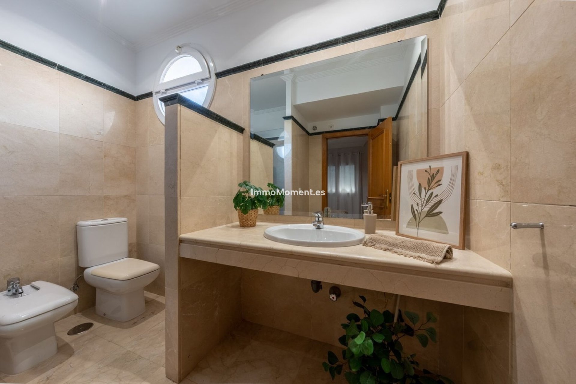 Resale - Villa - Marbella - Santa Clara