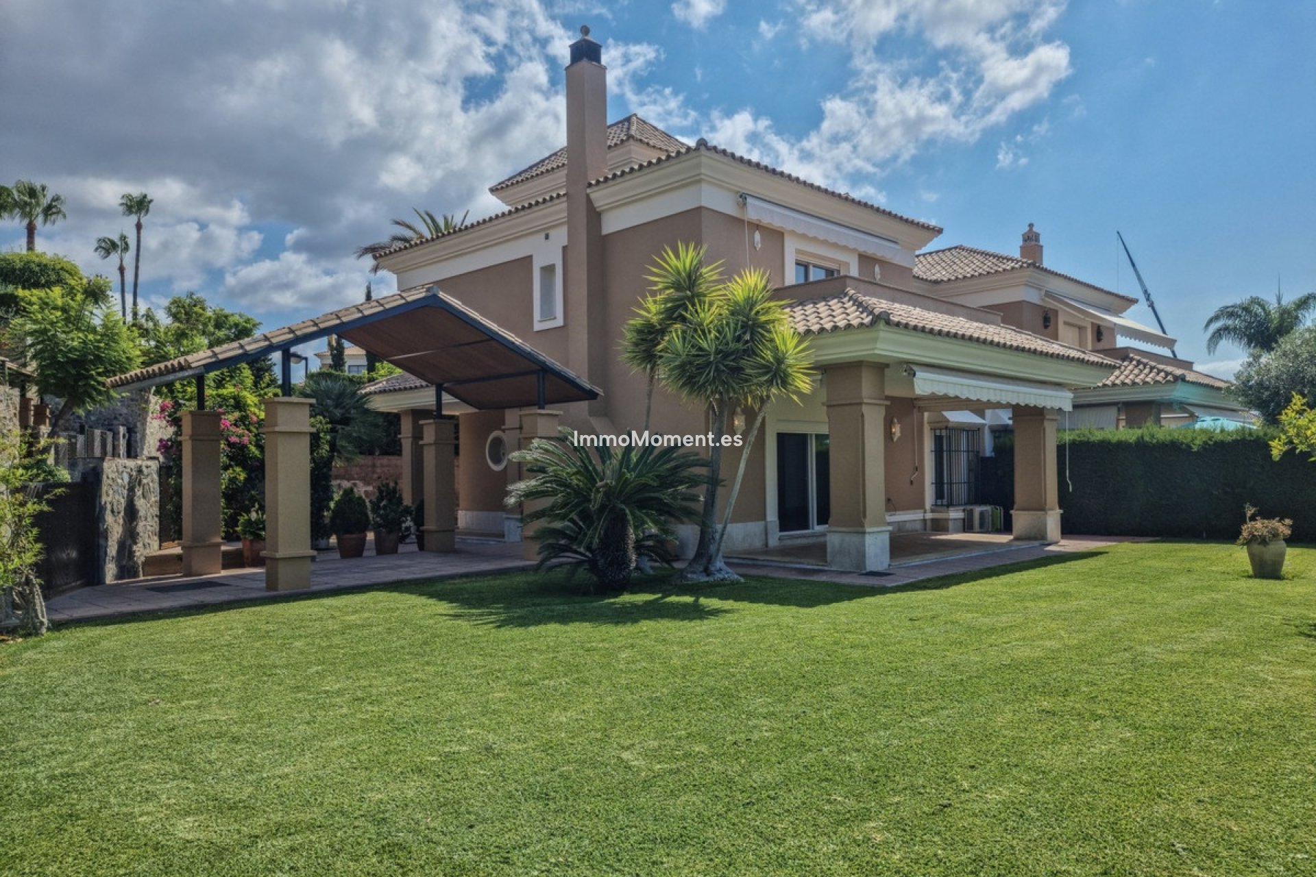 Resale - Villa - Marbella - Santa Clara