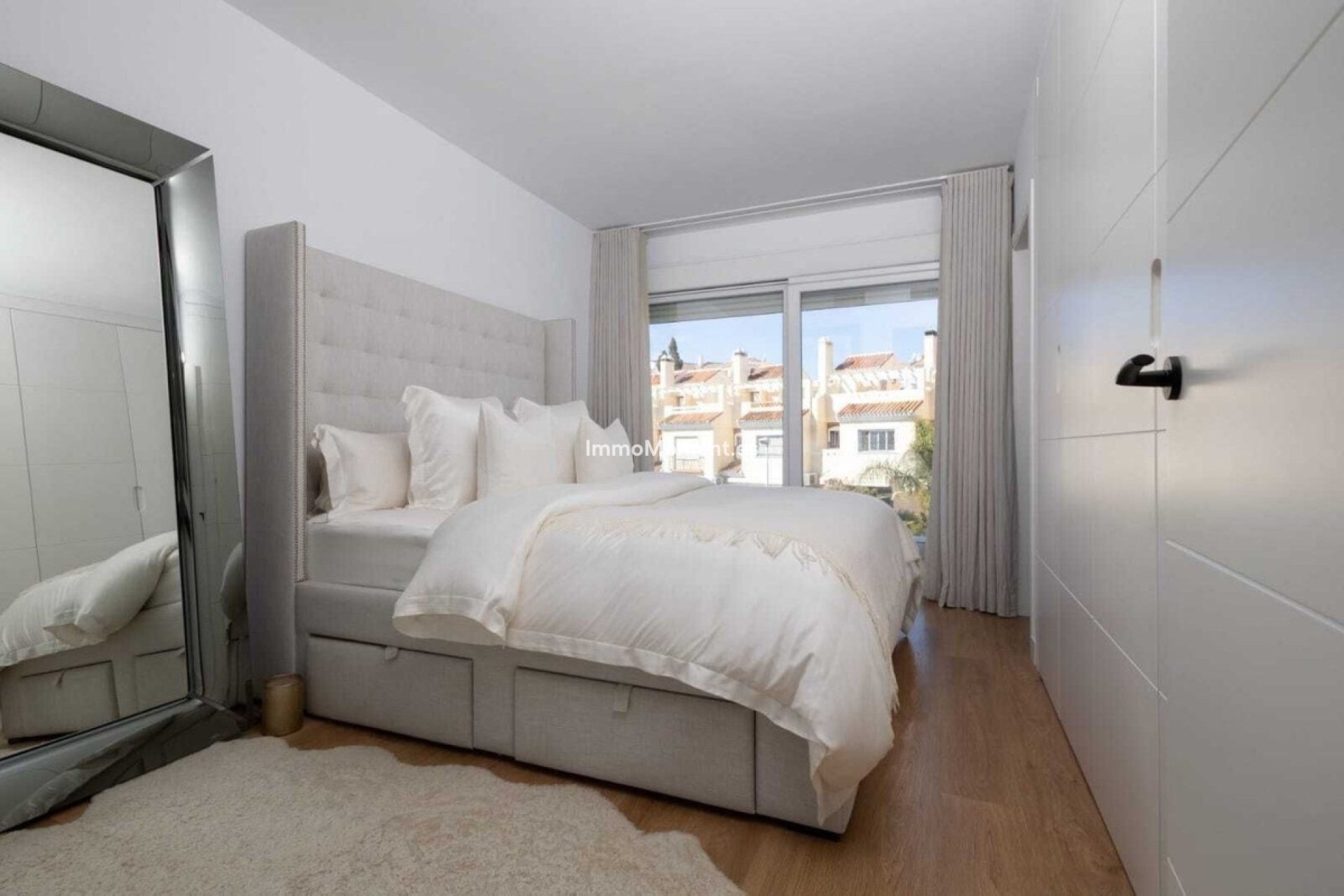 Resale - Villa - Mijas - Calahonda