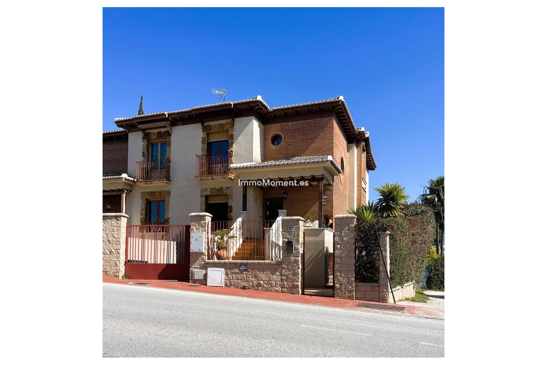 Resale - Villa - Mijas - Calahonda