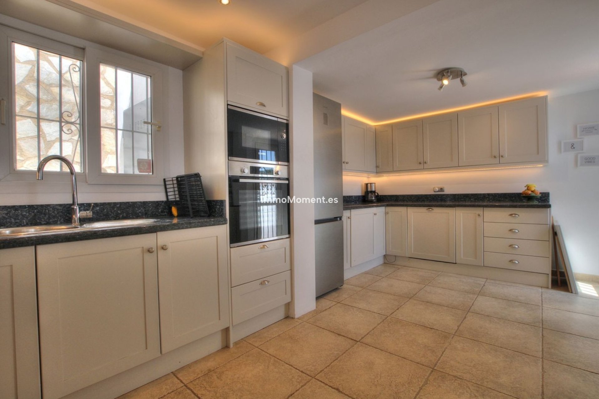 Resale - Villa - Mijas - La Cala de Mijas