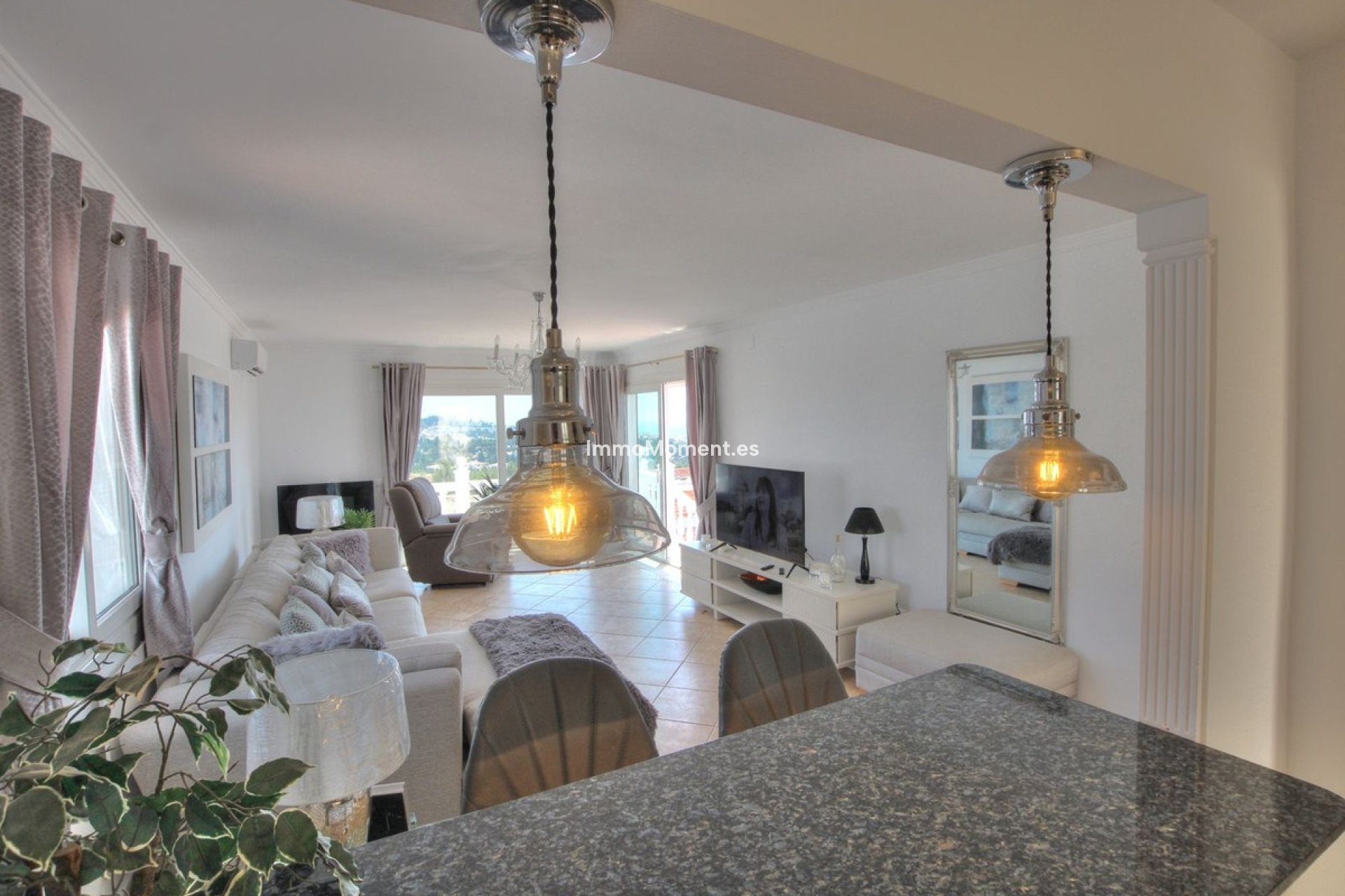 Resale - Villa - Mijas - La Cala de Mijas