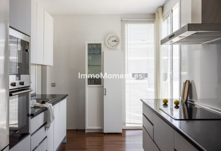 Resale - Villa - Mijas - La Cala Golf
