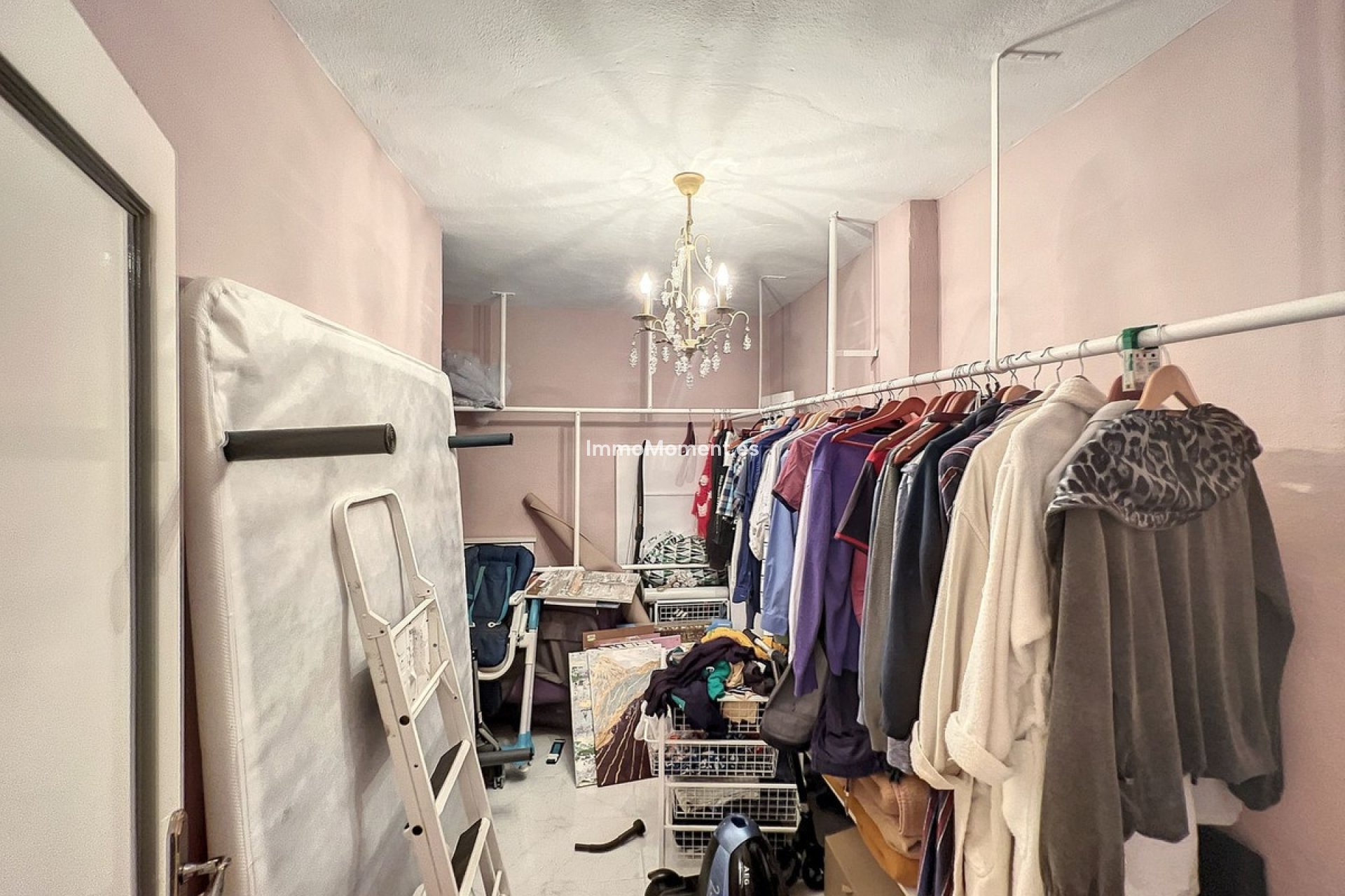 Resale - Villa - Mijas - Mijas Centro