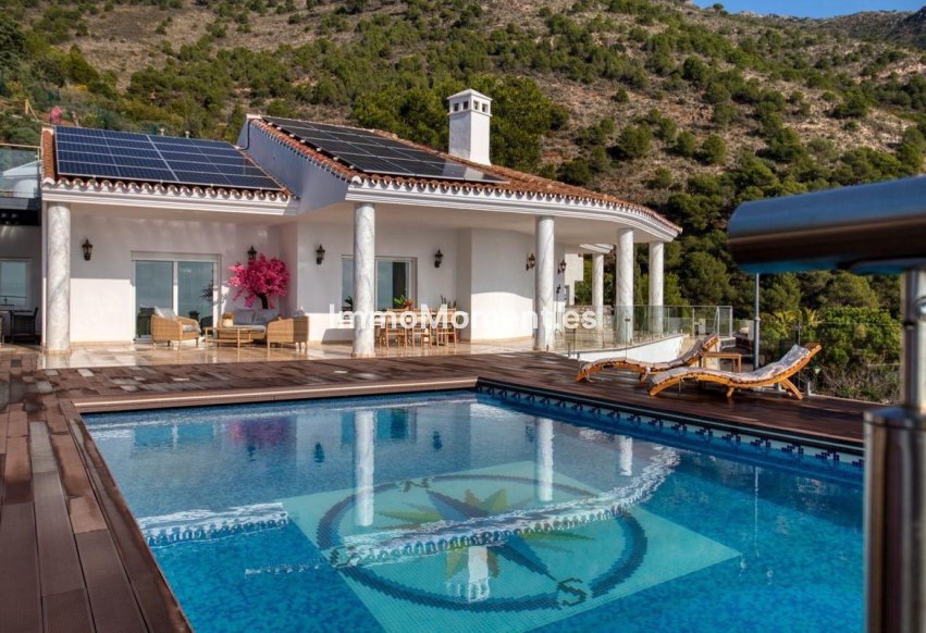 Resale - Villa - Mijas - Mijas Centro