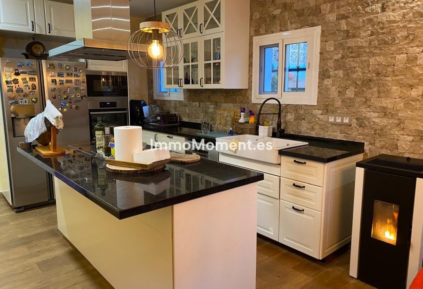 Resale - Villa - Mijas - Mijas Centro