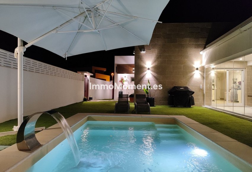 Resale - Villa - Mijas - Mijas Centro