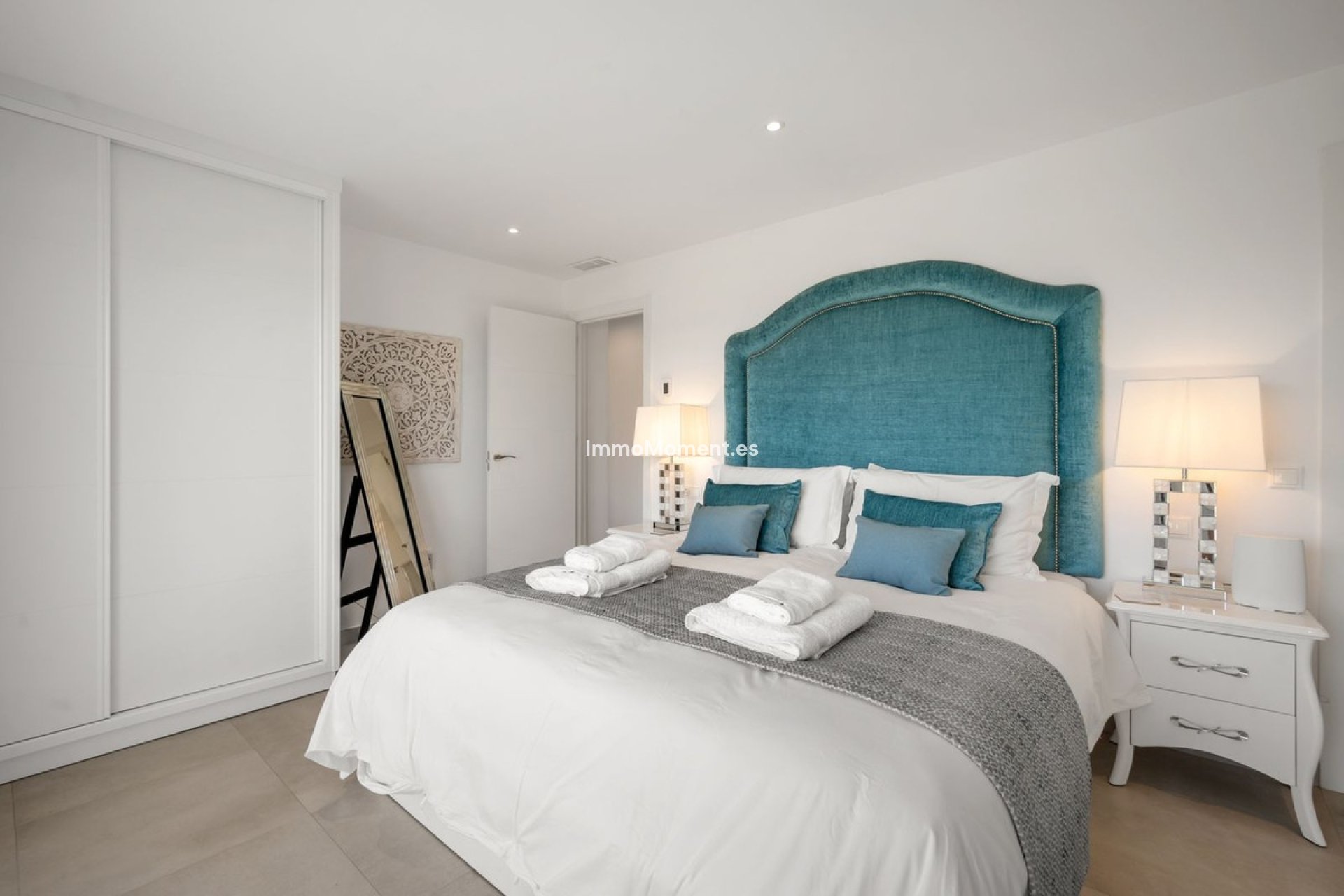 Resale - Villa - Mijas - Torrenueva