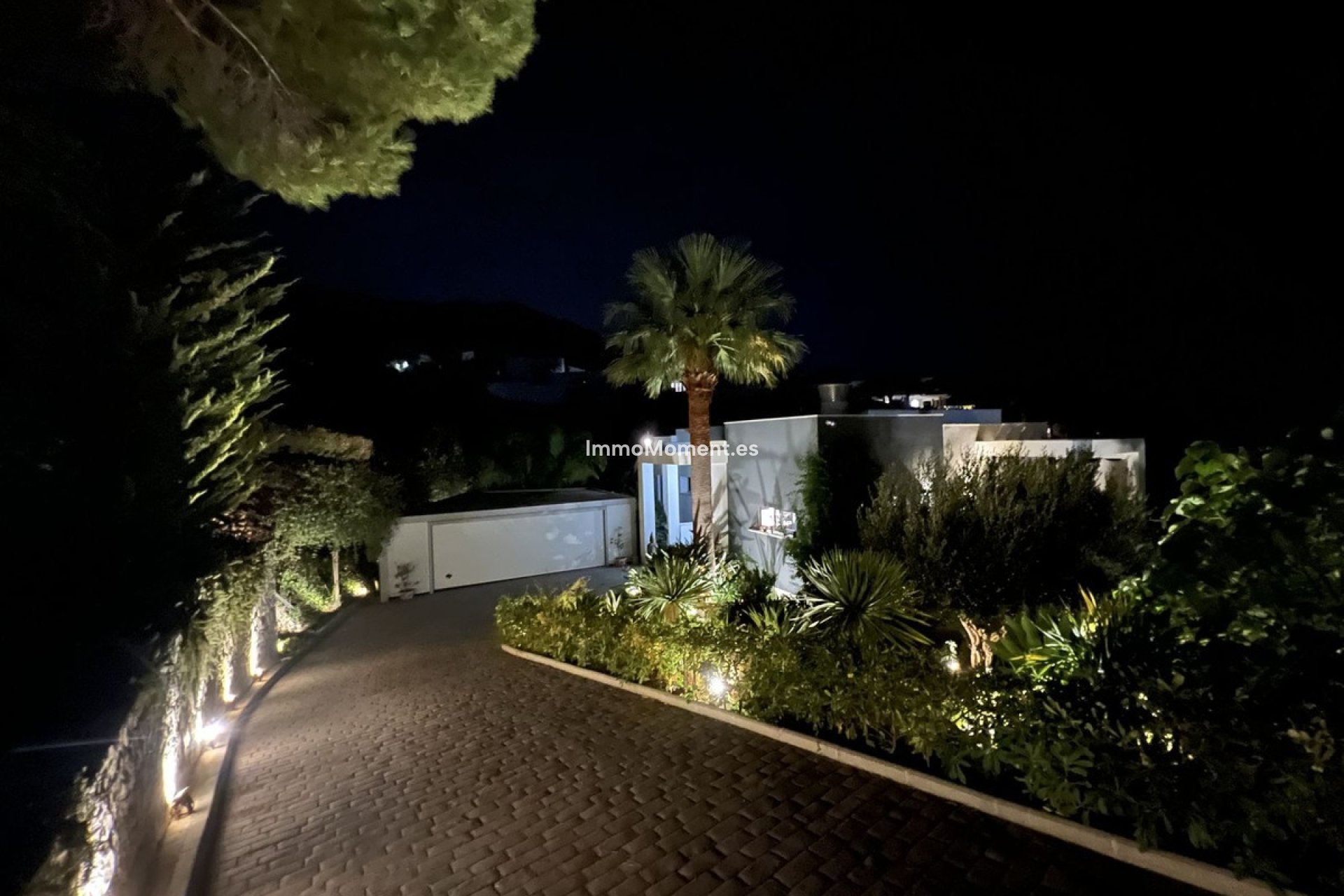 Resale - Villa - Mijas - Valtocado