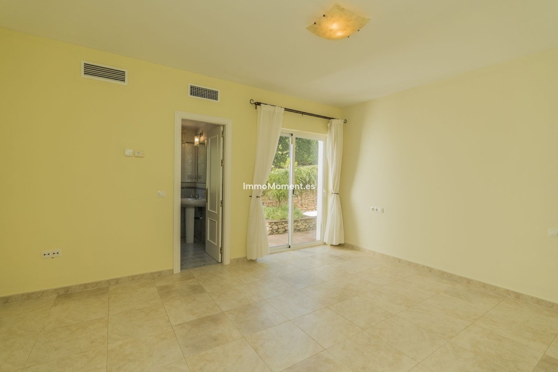 Resale - Villa - Mijas - Valtocado