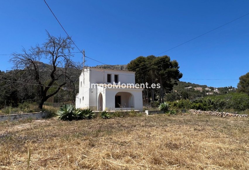 Resale - Villa - Novelda - Estación