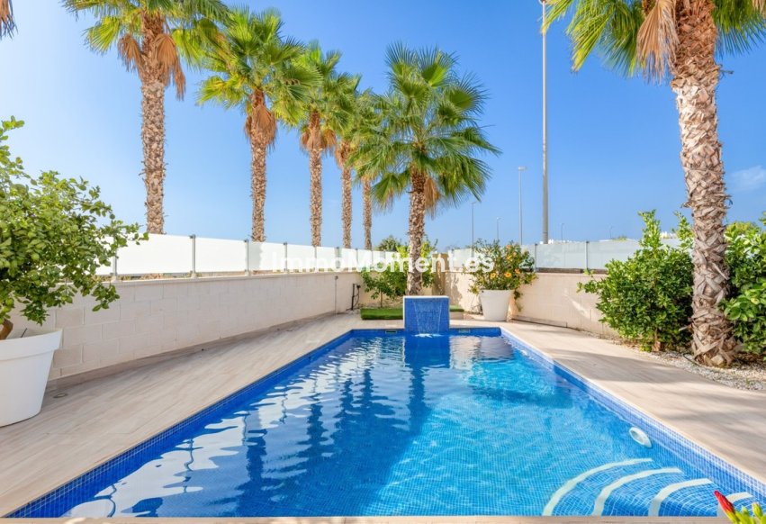 Resale - Villa - Orihuela - Cabo Roig