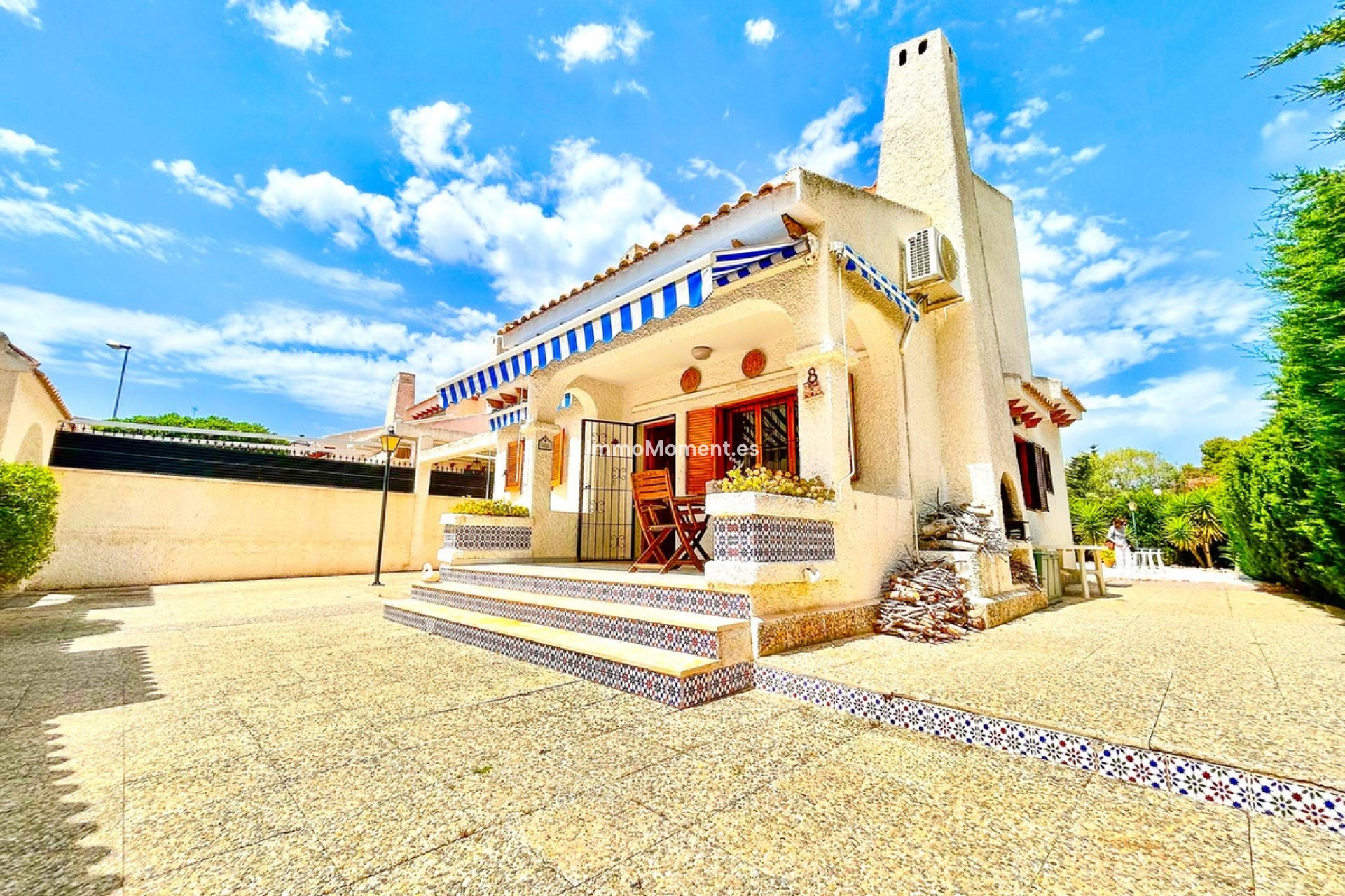 Resale - Villa - Orihuela - La Zenia