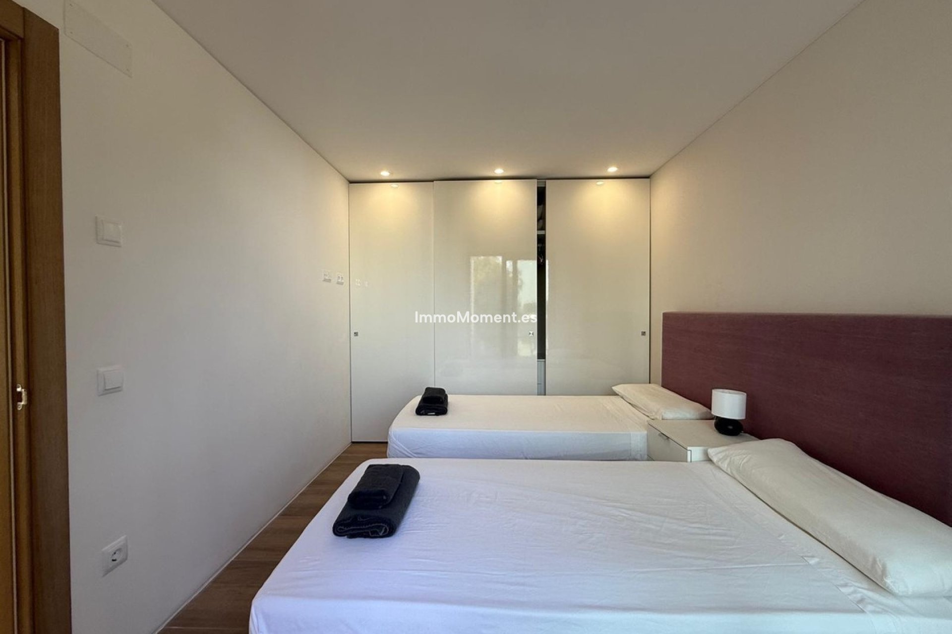 Resale - Villa - Orihuela - Las Colinas Golf