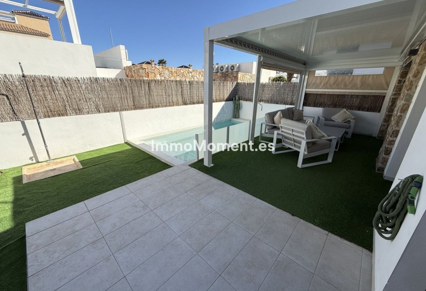 Resale - Villa - Orihuela - Lomas de Cabo Roig
