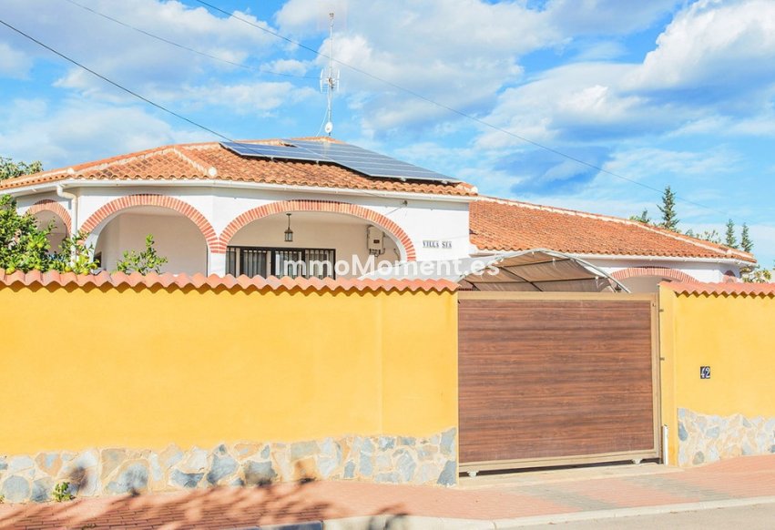 Resale - Villa - Orihuela - Los Balcones