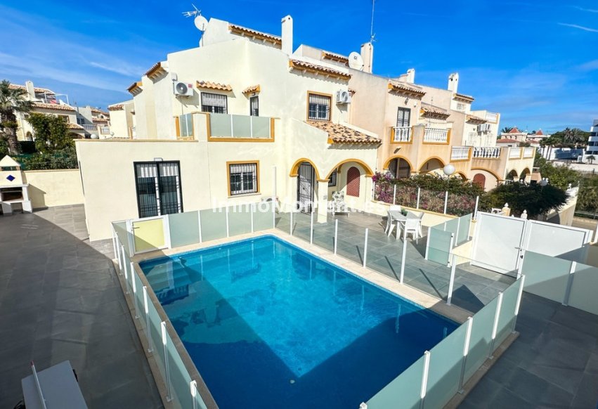 Resale - Villa - Orihuela - Orihuela Centro