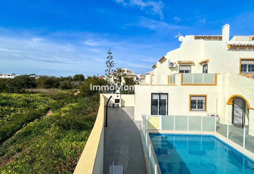 Resale - Villa - Orihuela - Orihuela Centro