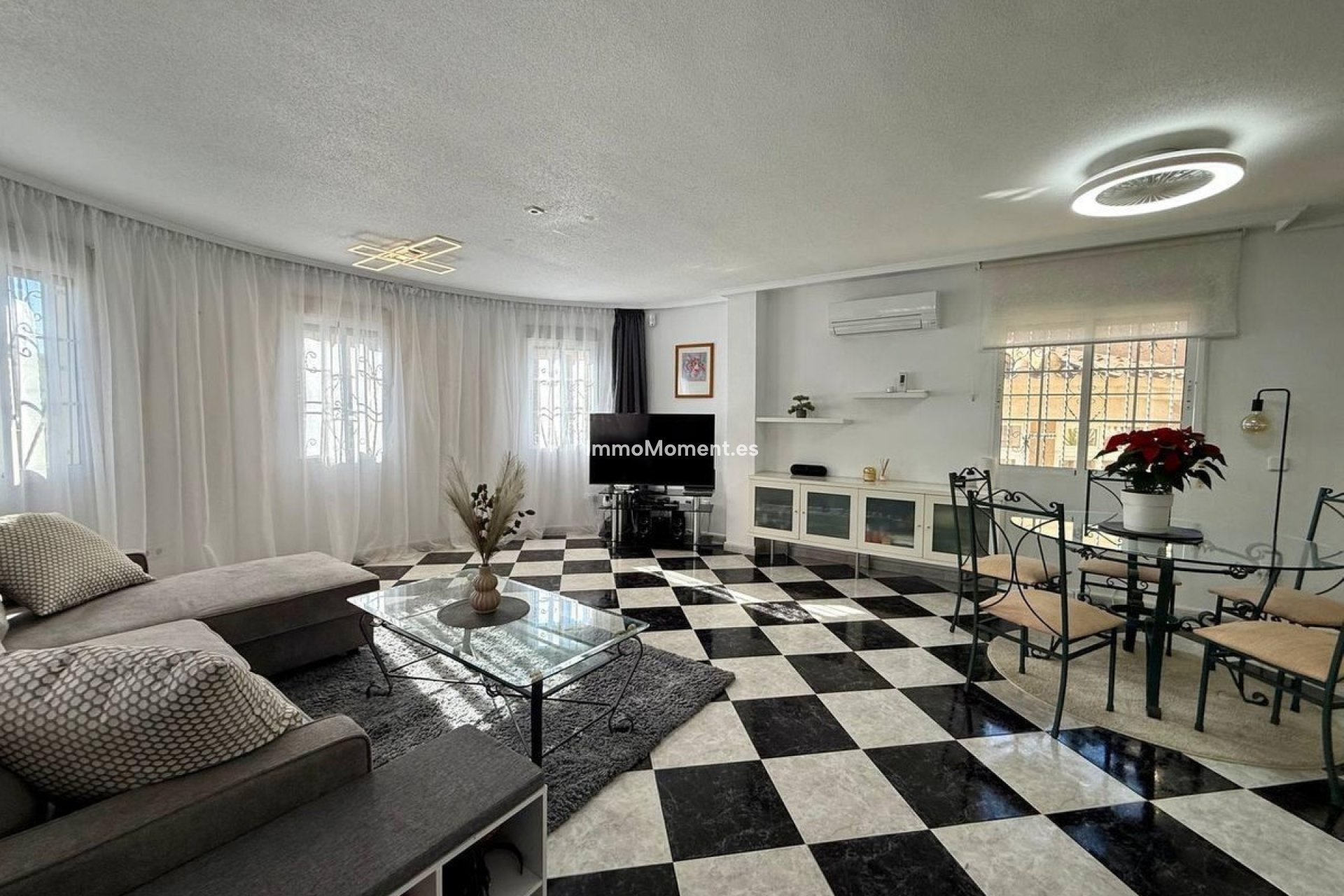 Resale - Villa - Orihuela - Orihuela Costa