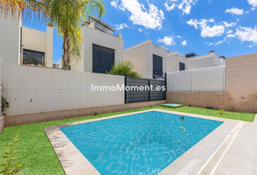 Resale - Villa - Orihuela - Orihuela Costa