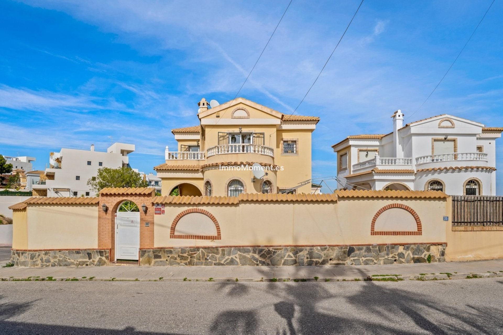 Resale - Villa - Orihuela - Orihuela Costa